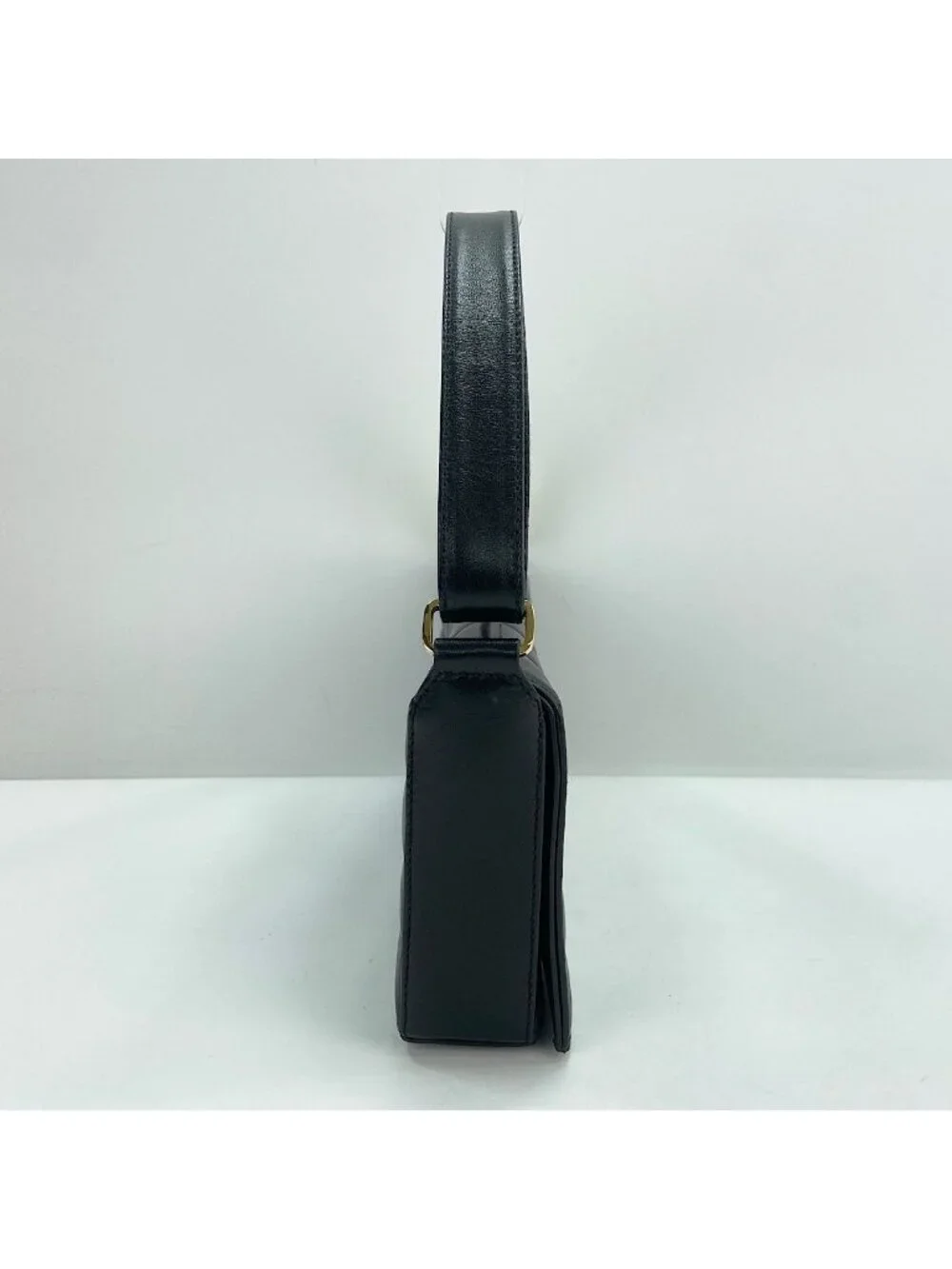 Chanel Shoulder Bag Cho Edge